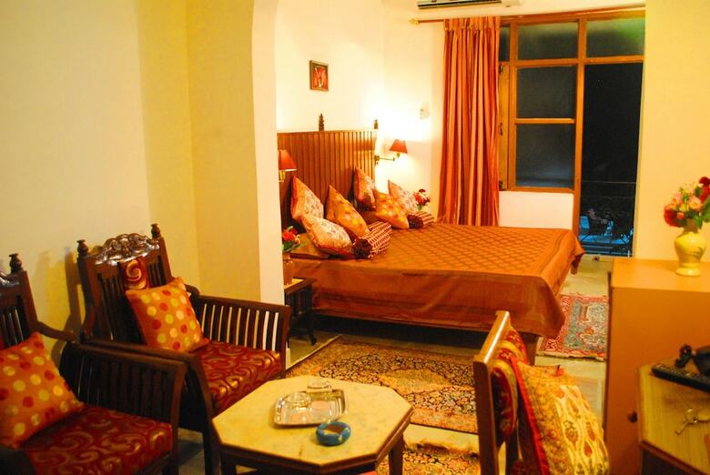 Hotel Harmony