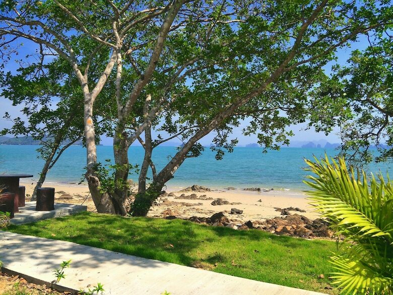 Hotel Sunrise Beach Koh Yao Resort
