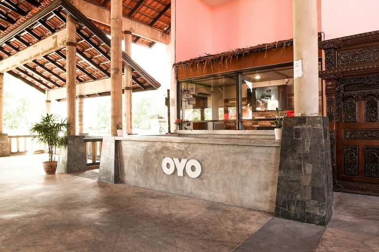 Oyo 771 Ivory Hotel & Resort