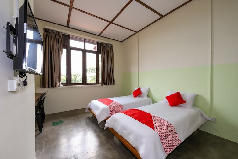 Oyo 771 Ivory Hotel & Resort