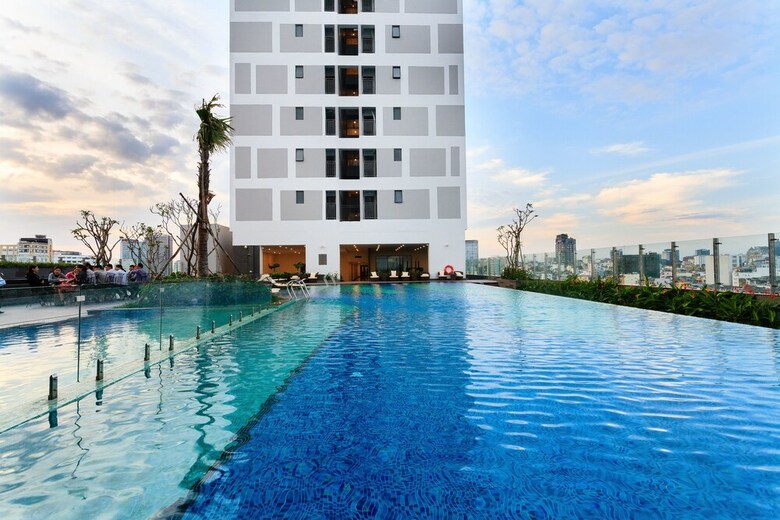 Mk Rivergate Apartment