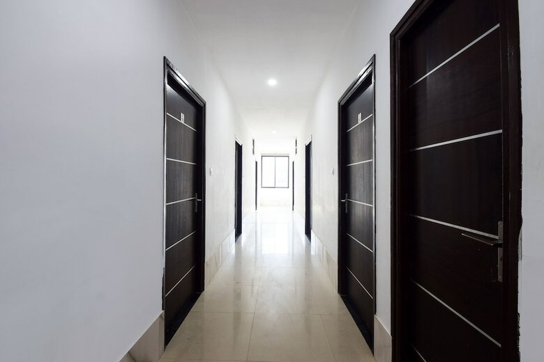 Oyo 28143 Hotel Abhinam