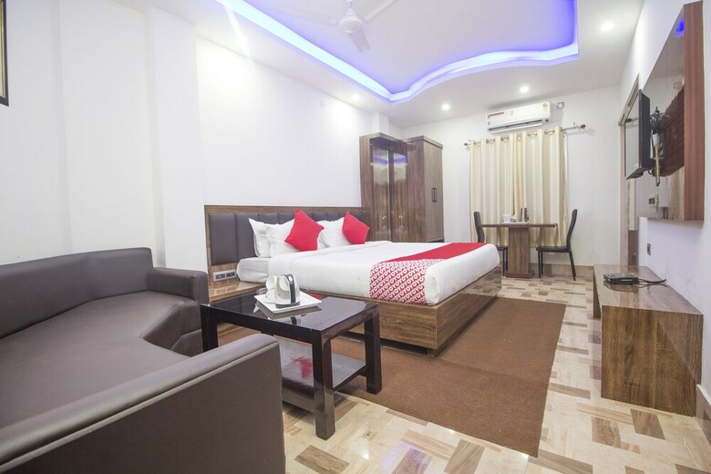 Oyo 29258 Hotel Debrani International