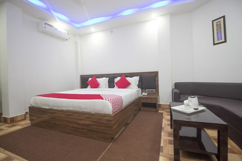 Oyo 29258 Hotel Debrani International