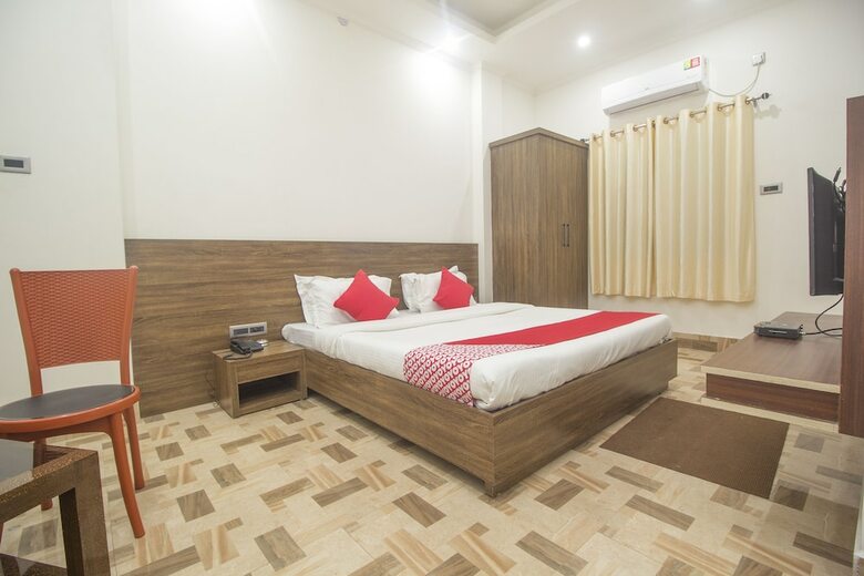 Oyo 29258 Hotel Debrani International