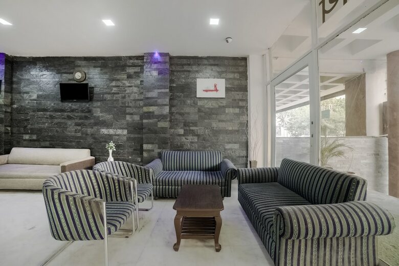Oyo 28766 Hotel Siddharth