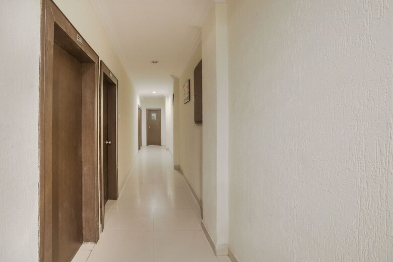 Oyo 28766 Hotel Siddharth