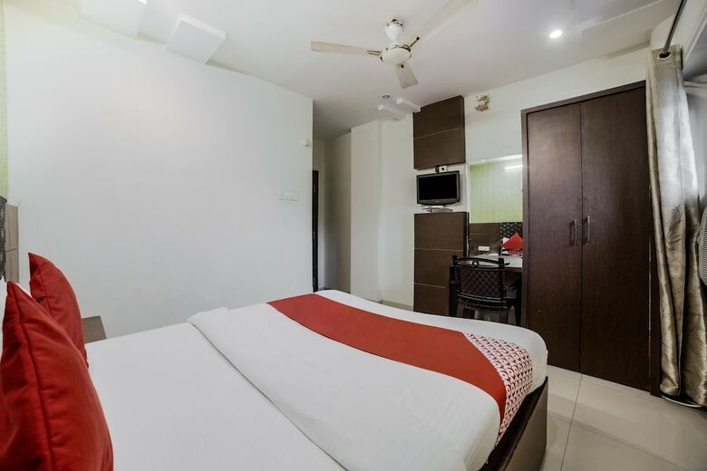 Oyo 28766 Hotel Siddharth