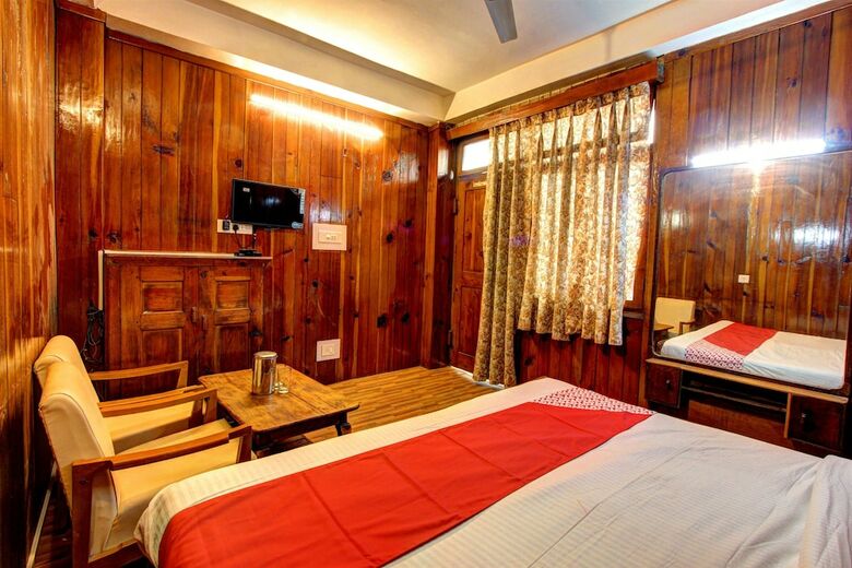 Oyo 19767 Hotel Naman