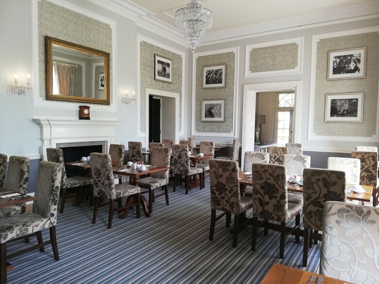 Tracy Park Hotel And Country Club