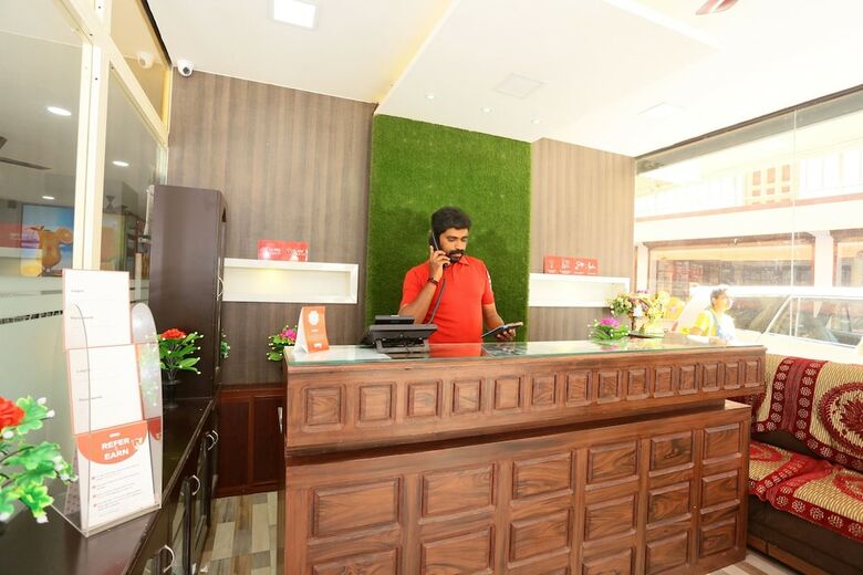 Hotel Oyo 14819 Periyar Holidays
