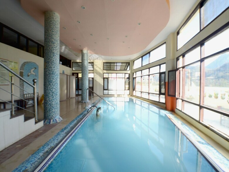 Oyo 29117 Hot Spring