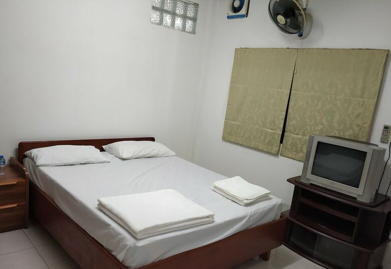 Hotel Baaris Residency & Apartment