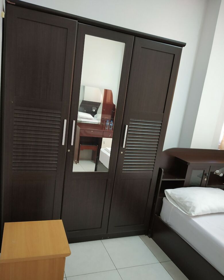 Hotel Baaris Residency & Apartment