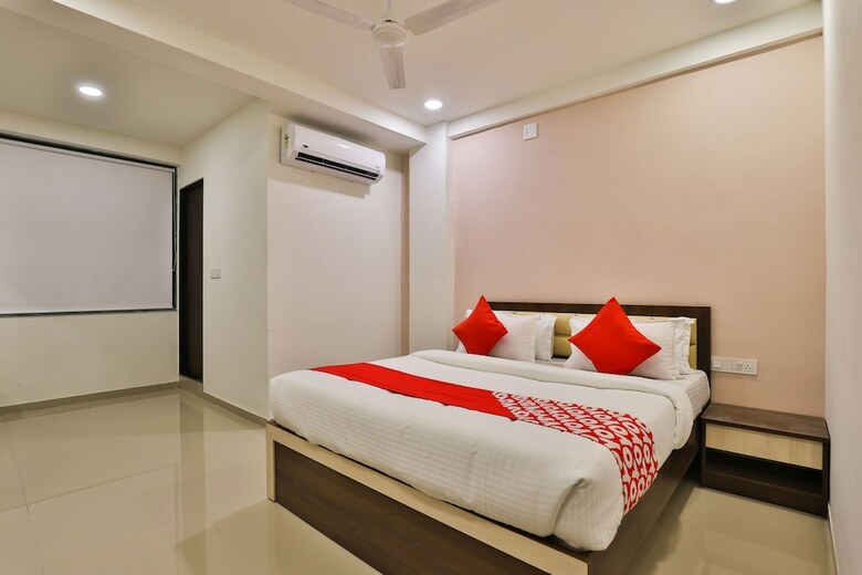 Oyo 26578 Hotel Aashray