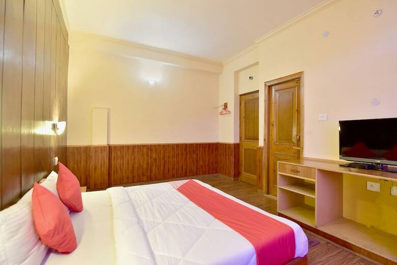 Oyo 4838 Hotel The Valerian