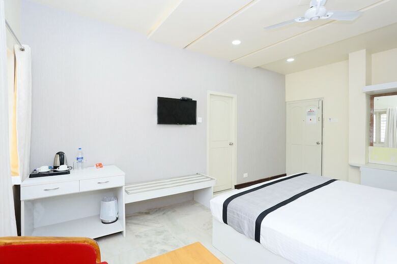 Hotel Capital O 28467 Kumily Gate