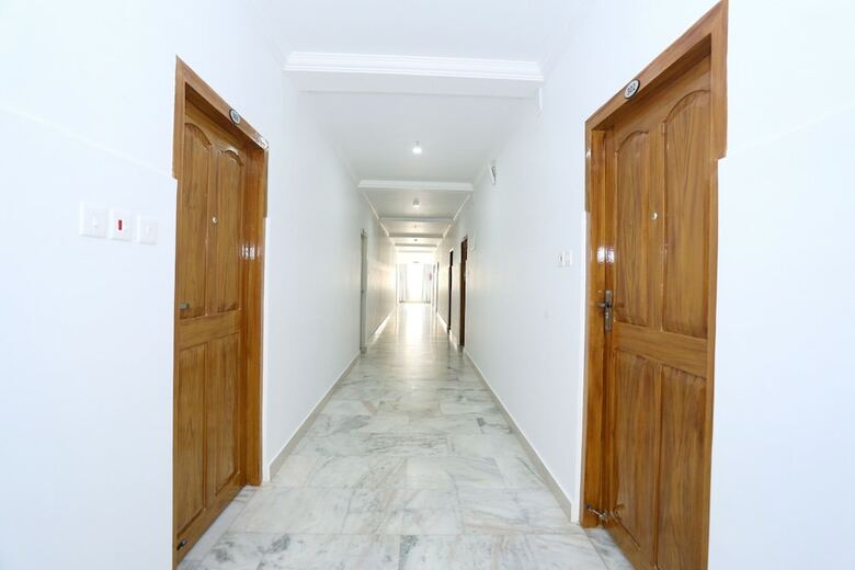 Hotel Capital O 28467 Kumily Gate