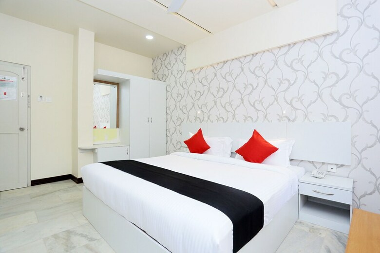 Hotel Capital O 28467 Kumily Gate