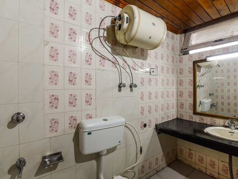 Oyo 27877 Hotel Jai