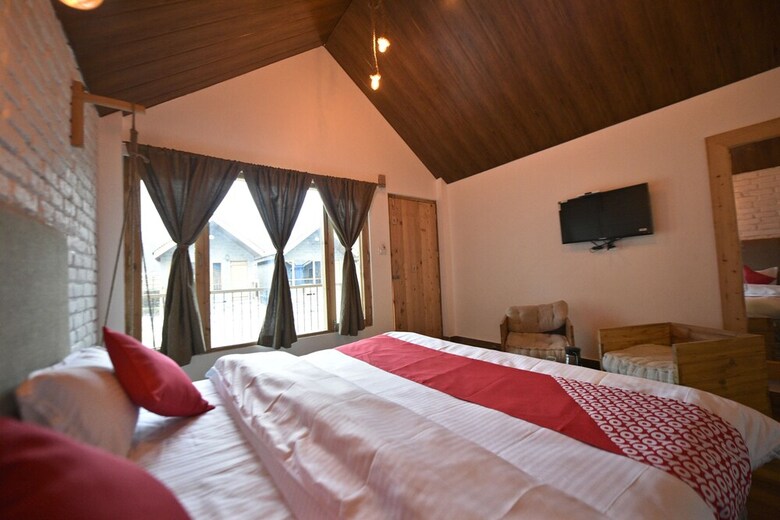 Hotel Oyo 26982 The Stay (Luxury Chalet)