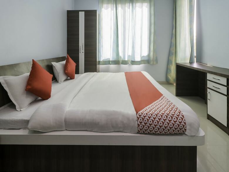 Oyo 29046 Hotel Jln
