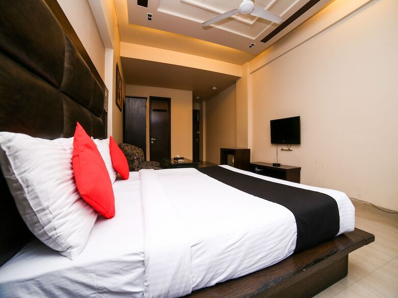 Hotel Capital O 928 Villa@43