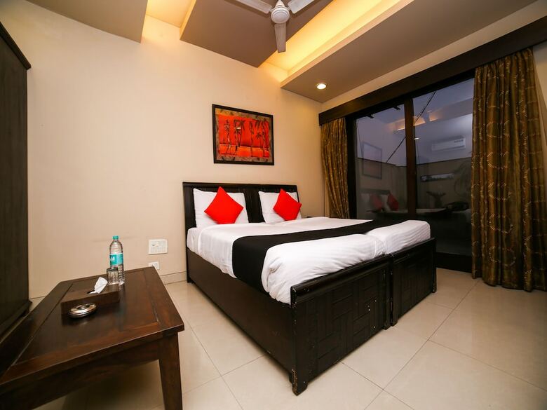 Hotel Capital O 928 Villa@43