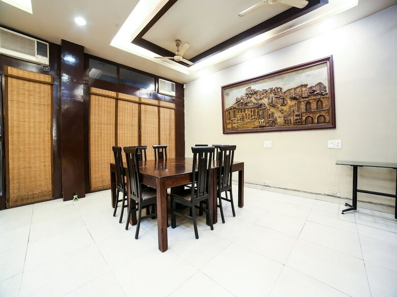 Hotel Capital O 928 Villa@43