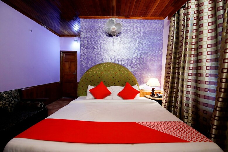 Hotel Oyo 13832 Chetna