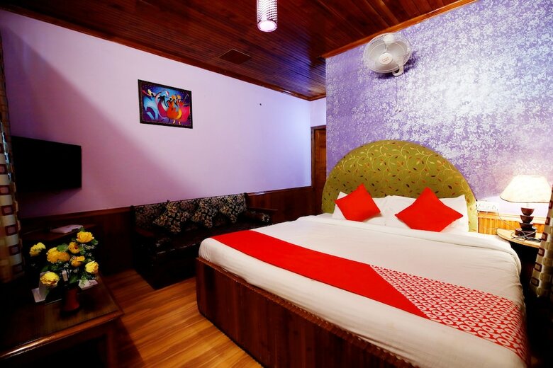 Hotel Oyo 13832 Chetna