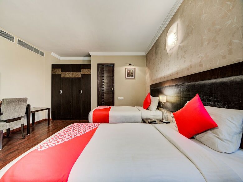Hotel Oyo 28579 Ss Calypso