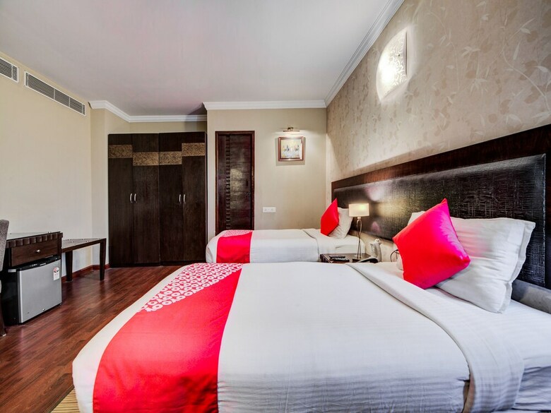 Hotel Oyo 28579 Ss Calypso