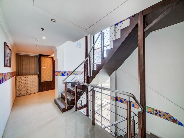 Hotel Oyo 28579 Ss Calypso