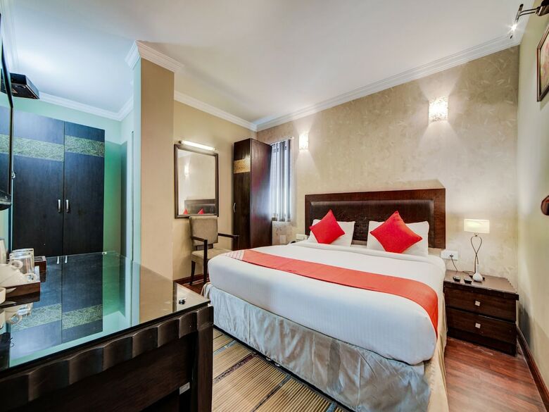 Hotel Oyo 28579 Ss Calypso