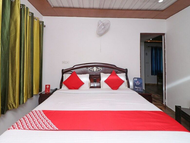 Hotel Oyo 28838 Brv Resorts