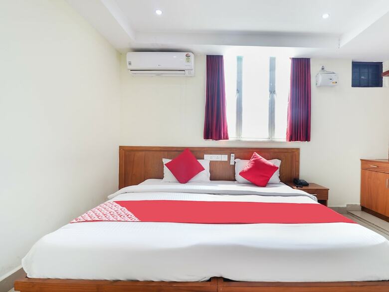 Hotel Oyo 27738 Ghala Residency Inn