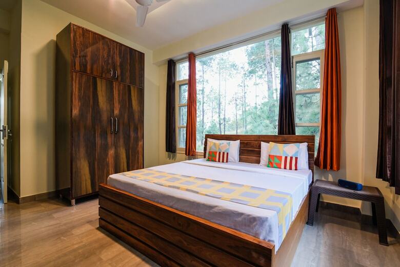 Hotel Oyo Home 22016 Hill View 2bhk