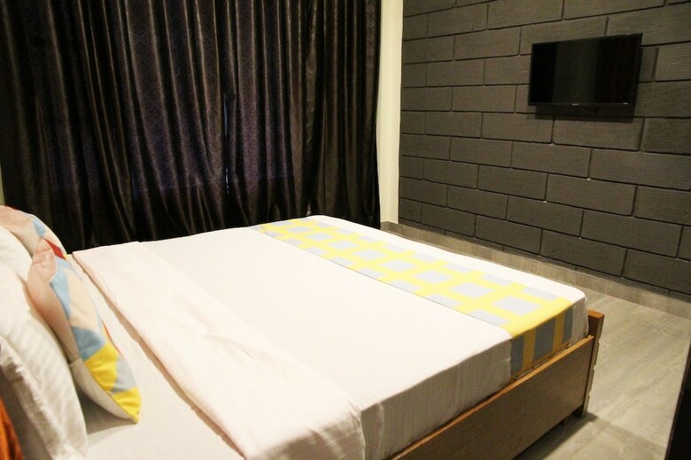 Hotel Oyo Home 22016 Hill View 2bhk
