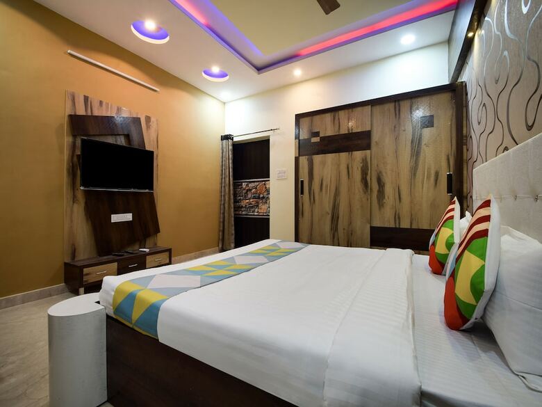 Oyo Home 25016 Elegant Stay