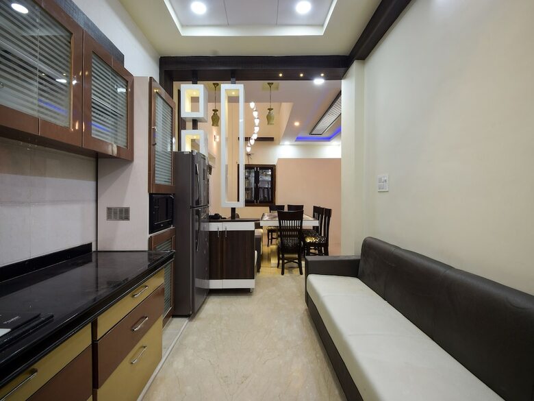 Oyo Home 25016 Elegant Stay