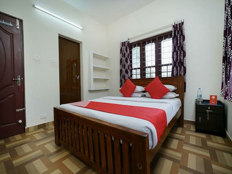 Hotel Oyo 13548 Leaf Garden Cottage