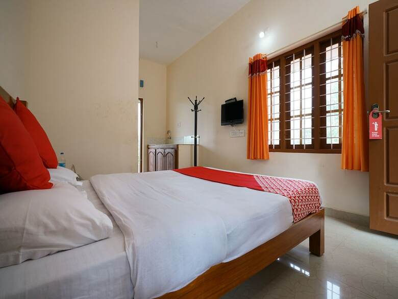 Hotel Oyo 13548 Leaf Garden Cottage