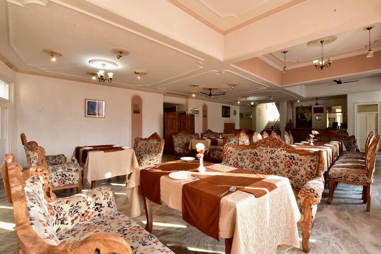 Hotel Oyo 22586 Mashoo Resorts