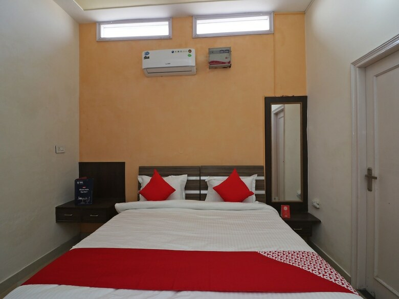 Hotel Oyo 23246 Mann Bed And Breakfast