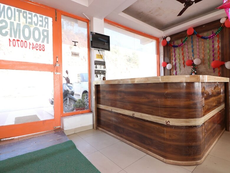 Oyo 27647 Hotel Valley View