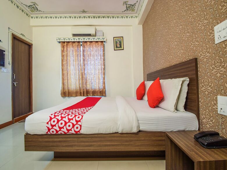 Oyo 5715 Hotel King Mansion