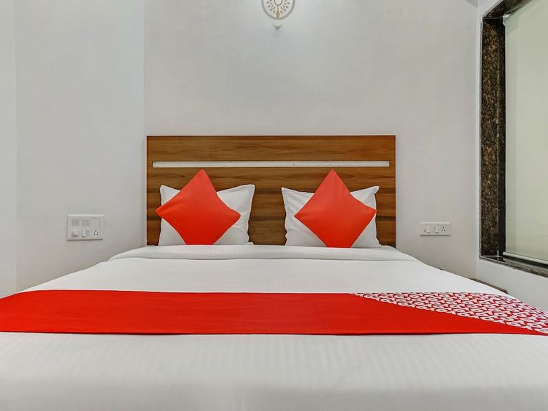 Oyo 26583 Hotel Kohinoor Plaza