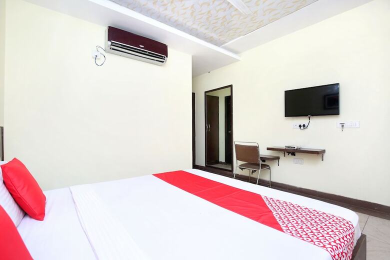 Hotel Oyo 18540 Black Diamond
