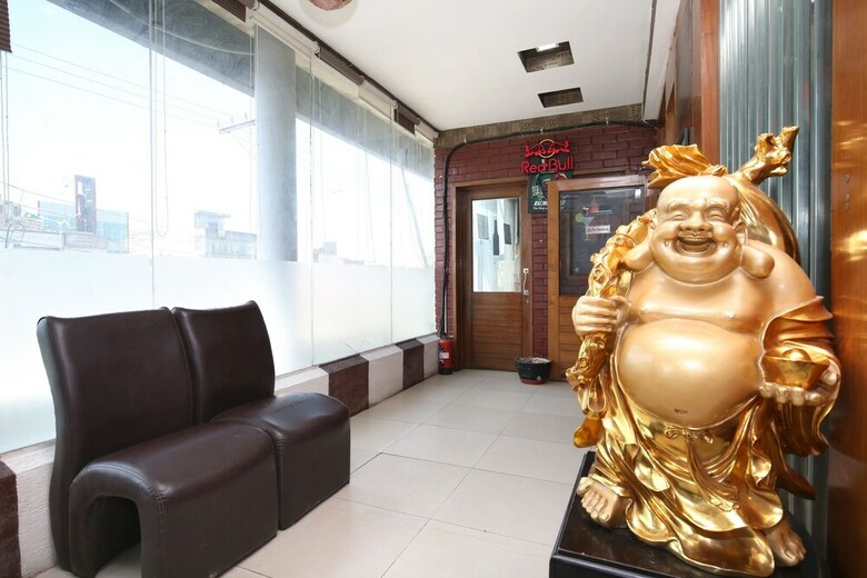 Hotel Oyo 18540 Black Diamond